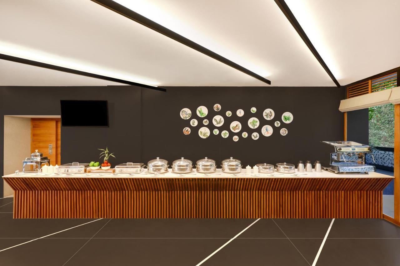Keys Prima By Lemon Tree Hotels, 테카디 외부 사진